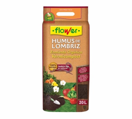 Orm humus for å forbedre jorda i hagen