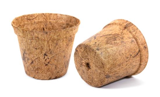 Potter av kokosnøttfiber