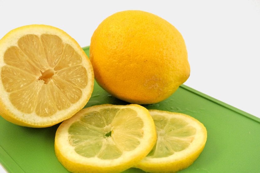 Sitroner, frukten av sitrontreet